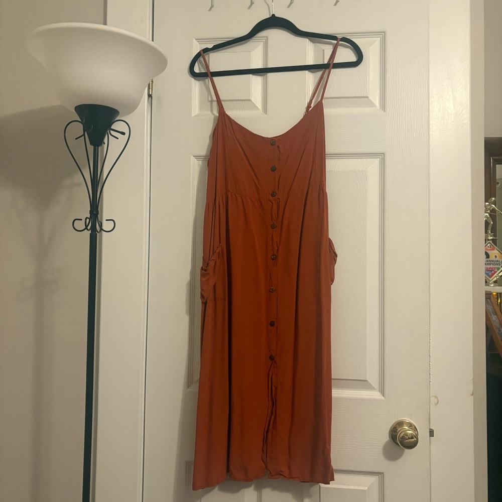 Women's Button-Down spaghetti strap dress - Rust